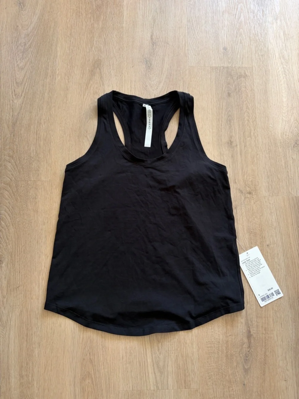 NWT Lululemon Love Black Racerback Tank Top Size 6 - Picture 1 of 3
